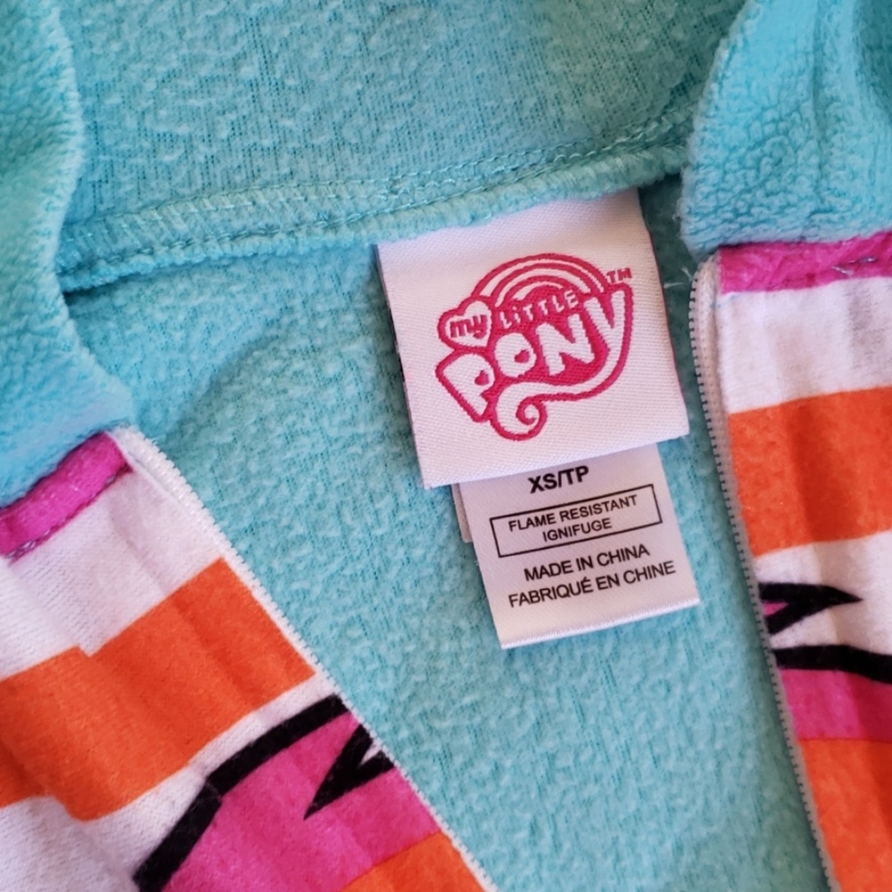 My little pony Rainbow Dash onesie - Picture 4 of 5